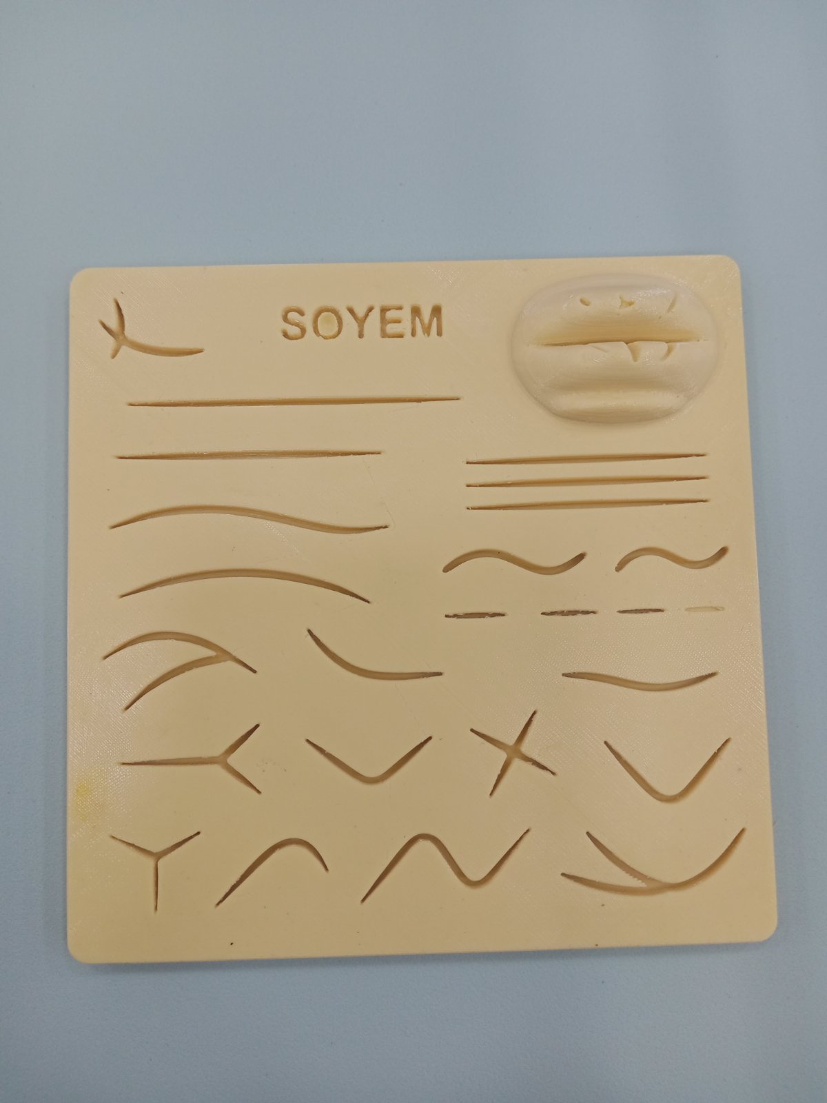 Méga Maquette de Suture SOYEM